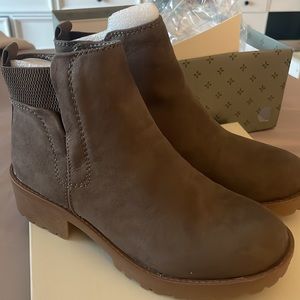 Sun Stone Kandy boots In brown
